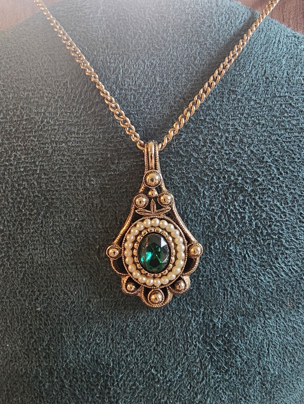 Vintage Avon Necklace